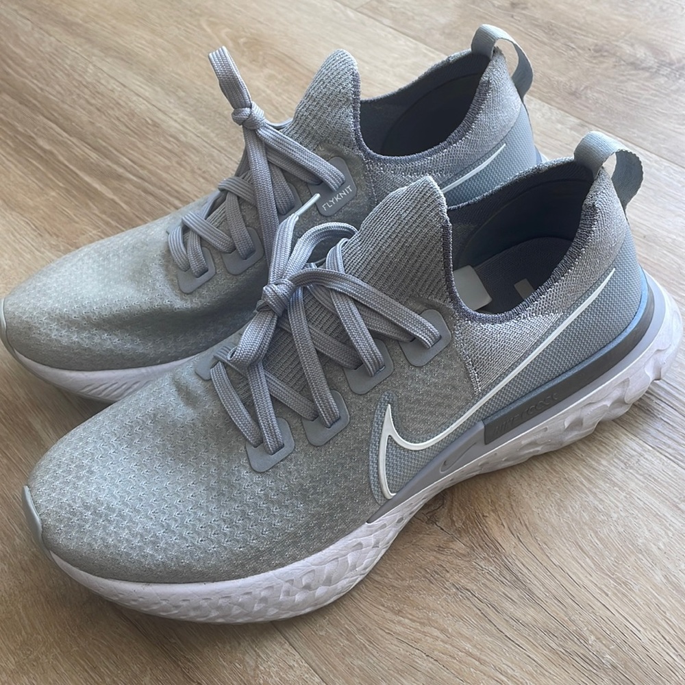 Hardly worn. Nike React size 10.5